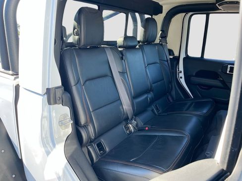 Certified 2023 Jeep Gladiator Mojave w/ LED Lighting Group image 26