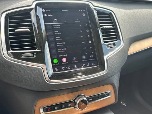 Certified 2024 Volvo XC90 B6 Plus w/ Protection Package Premier AWD/4WD image 22