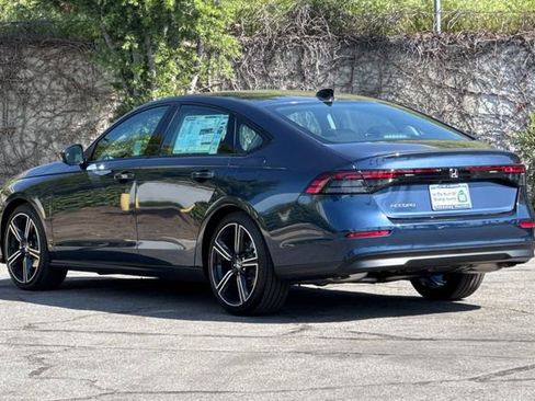 Used 2026 Honda Accord SE image 6