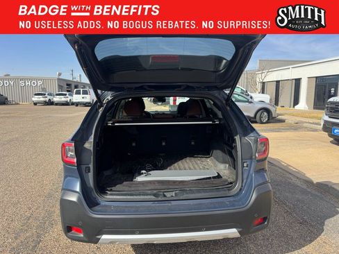 Used 2023 Subaru Outback Touring XT AWD/4WD image 19