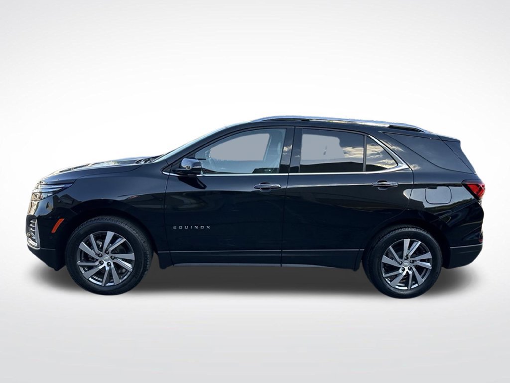 Used 2024 Chevrolet Equinox Premier AWD/4WD image 2