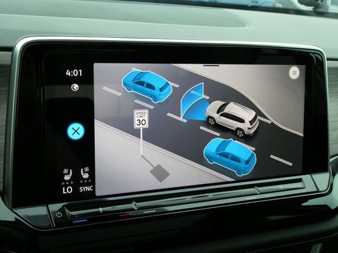 New 2026 Volkswagen Atlas SEL image 47