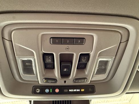 Used 2022 GMC Sierra 1500 Denali image 29