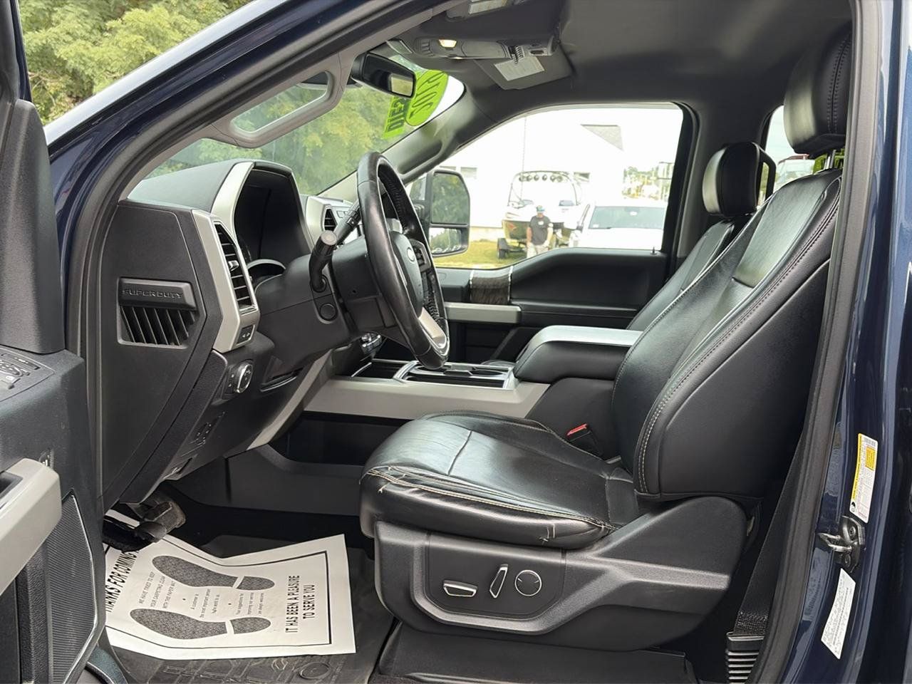 Used 2019 Ford F350 Lariat w/ Lariat Ultimate Package AWD/4WD image 9