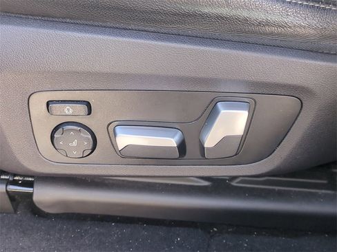 Used 2021 BMW X3 sDrive30i w/ Premium Package image 21