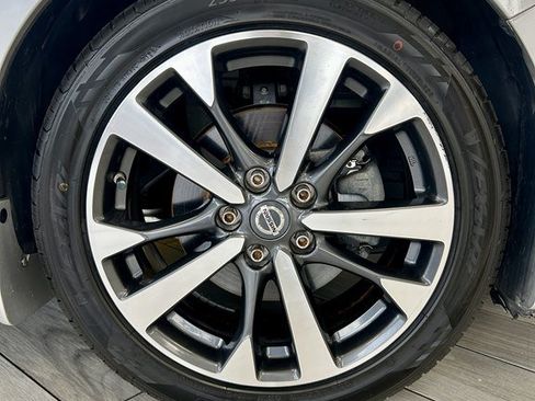 Used 2016 Nissan Altima 2.5 SR FWD image 17