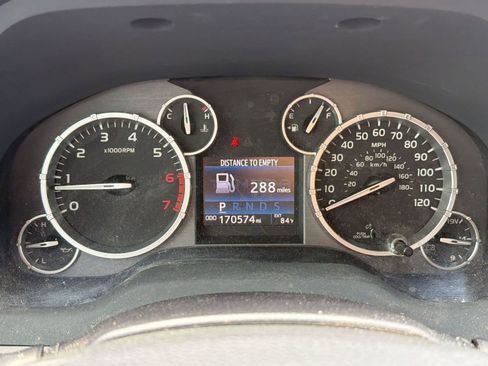 Used 2016 Toyota Tundra SR5 w/ SR5 Upgrade Package AWD/4WD image 15