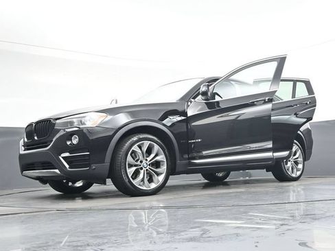 Used 2017 BMW X4 xDrive28i AWD/4WD image 42