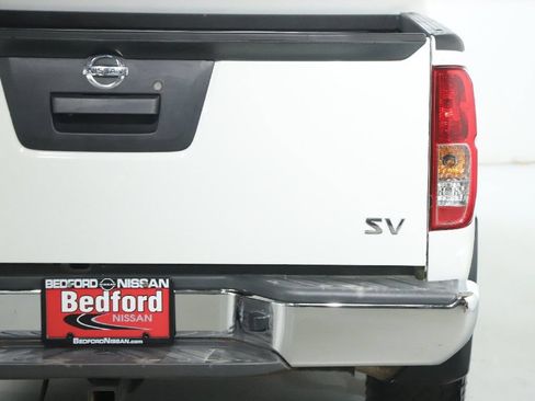 Certified 2021 Nissan Frontier SV RWD image 42