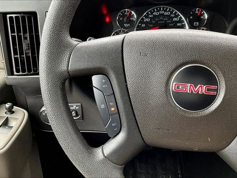 Used 2024 GMC Savana 2500 w/ Driver Convenience Package image 10