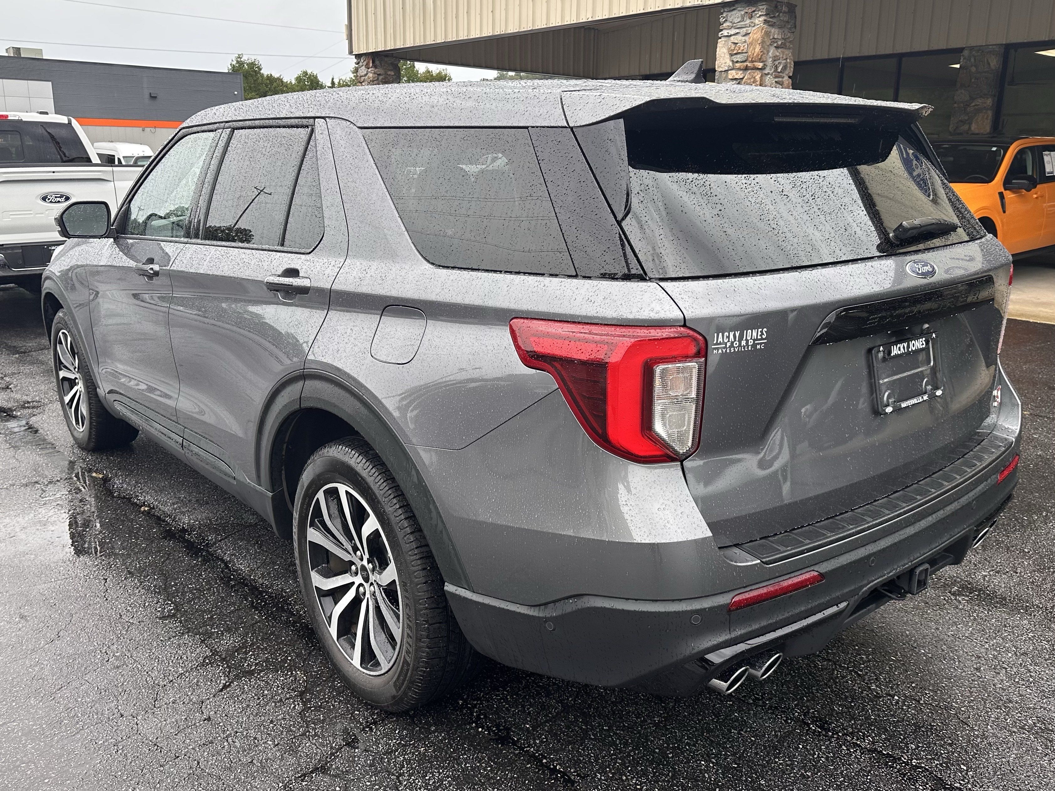 Used 2021 Ford Explorer ST w/ Equipment Group 401A AWD/4WD image 8