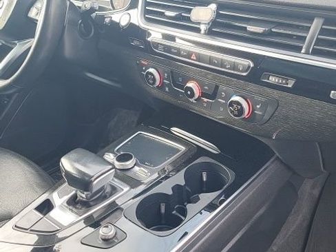 Used 2017 Audi Q7 3.0T Premium image 5