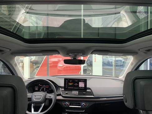 Certified 2022 Audi Q5 2.0T Premium Plus w/ Premium Plus Package image 18