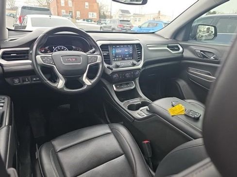 Used 2022 GMC Acadia SLT w/ Elevation Edition image 7