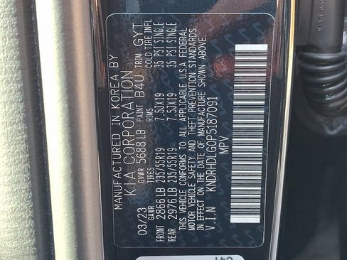 Used 2023 Kia Sorento EX image 24