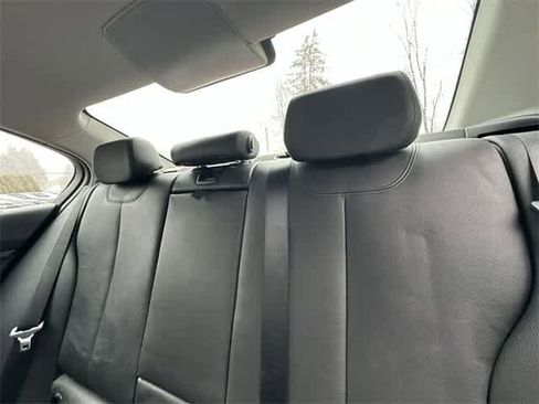 Used 2014 BMW 328i xDrive Sedan image 18