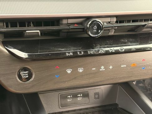 Certified 2025 Nissan Murano SV FWD image 26