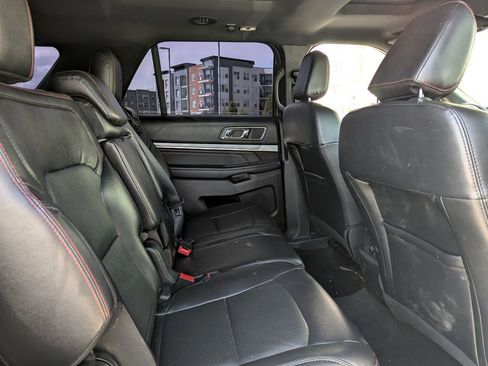 Used 2019 Ford Explorer Sport AWD/4WD image 34