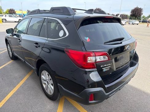 Used 2019 Subaru Outback 2.5i Premium AWD/4WD image 7