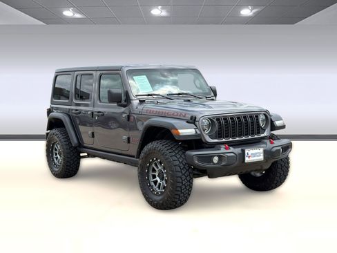 Used 2024 Jeep Wrangler Unlimited Rubicon image 7