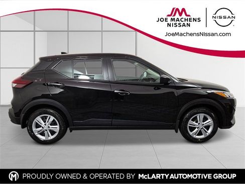 New 2025 Nissan Kicks Play S image 7