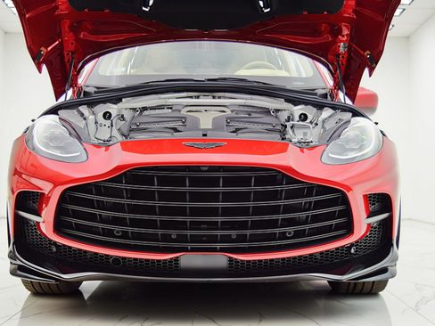 Used 2023 Aston Martin DBX 707 AWD/4WD image 16