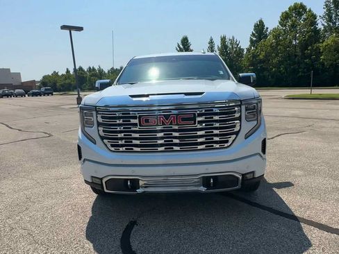 Certified 2026 GMC Sierra 1500 Denali w/ Denali Reserve Package AWD/4WD image 3