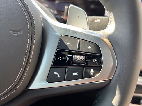 Used 2026 BMW X6 xDrive40i w/ Premium Package AWD/4WD image 12