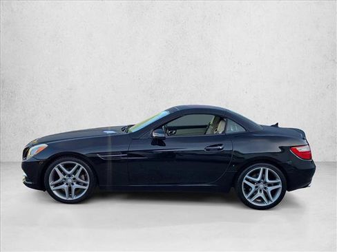 Used 2014 Mercedes-Benz SLK 250 image 9