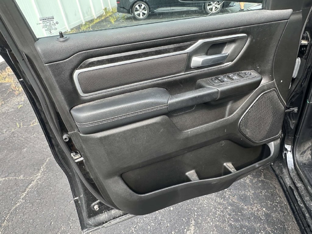 Used 2023 RAM 1500 Big Horn AWD/4WD image 17