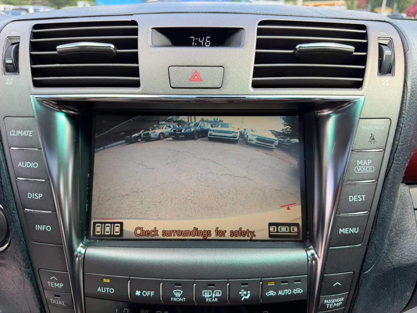 Used 2007 Lexus LS 460 L w/ Luxury Pkg RWD image 17