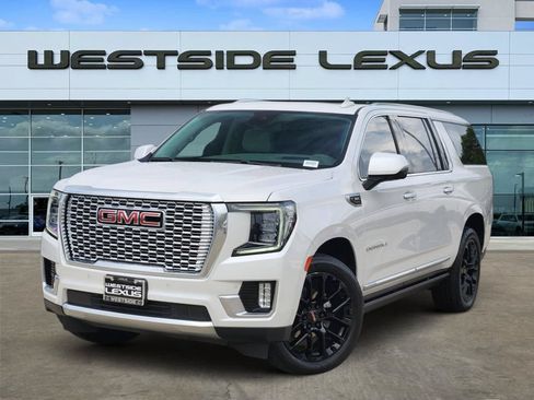 Used 2023 GMC Yukon XL Denali AWD/4WD image 1