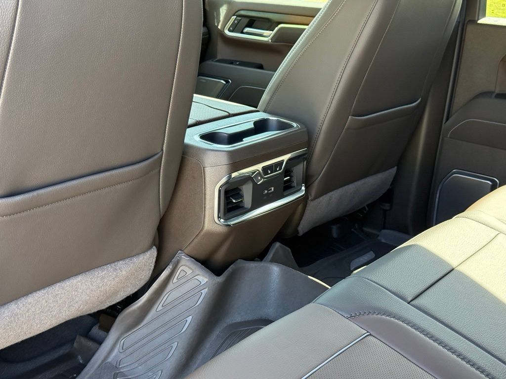 Certified 2026 GMC Sierra 2500 Denali w/ Denali Reserve Package AWD/4WD image 24