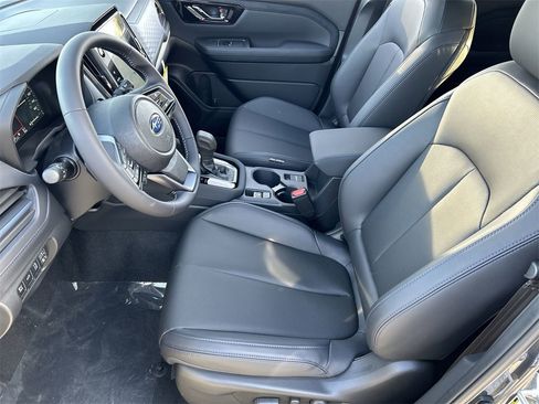 New 2025 Subaru Forester Limited image 15