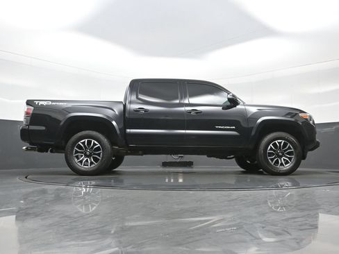 Used 2020 Toyota Tacoma TRD Sport RWD image 33