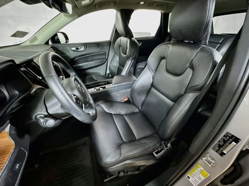Used 2023 Volvo XC60 B5 Plus w/ Protection Package Premier AWD/4WD image 14