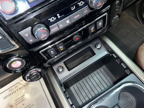 Used 2024 Nissan Titan Platinum Reserve w/ Moonroof Package image 35