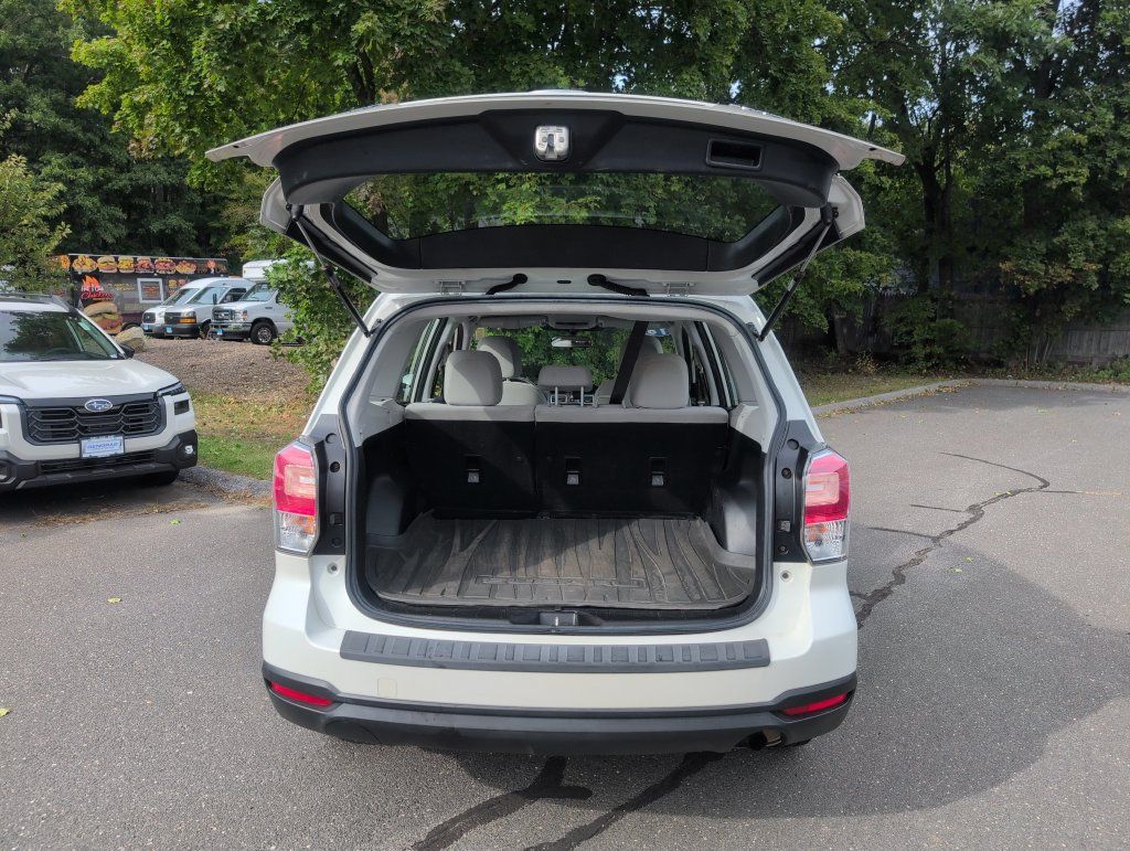 Used 2018 Subaru Forester 2.5i w/ Alloy Wheel Package AWD/4WD image 33