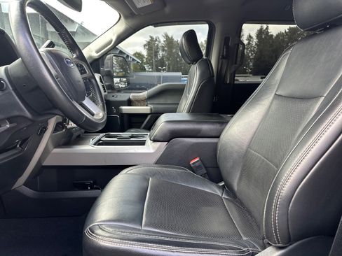 Used 2019 Ford F250 Lariat AWD/4WD image 9