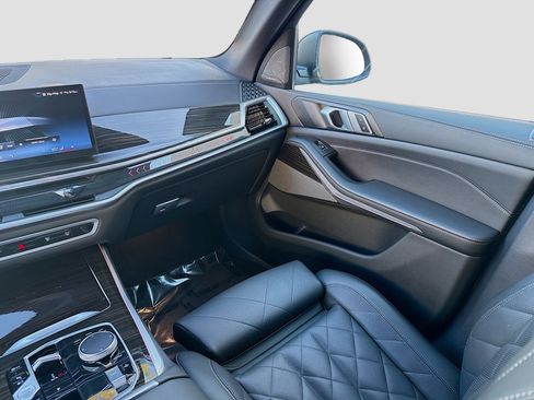 Used 2024 BMW X5 xDrive50e w/ Premium Package image 23