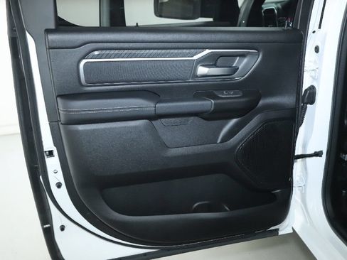 Used 2026 RAM 1500 Big Horn AWD/4WD image 13