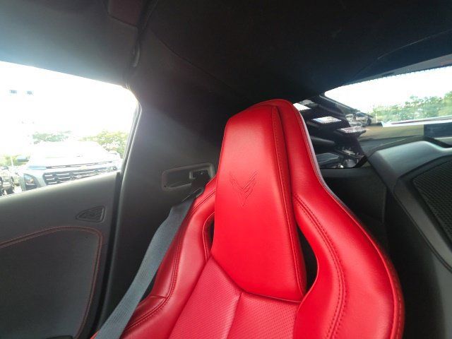Used 2020 Chevrolet Corvette Stingray Coupe w/ 1LT RWD image 21