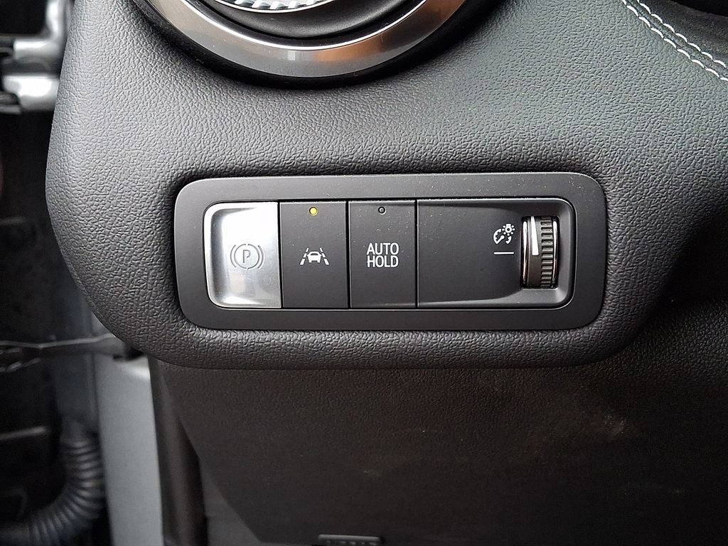 Used 2025 Chevrolet Blazer EV LT AWD/4WD image 24