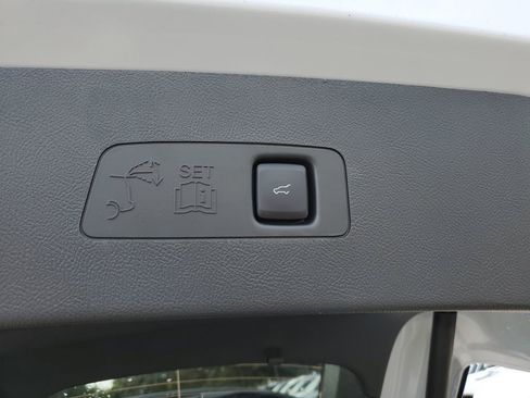 New 2026 Lincoln Corsair Premiere image 7