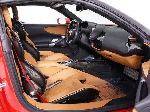 Used 2024 Ferrari SF90 Spider AWD/4WD image 35