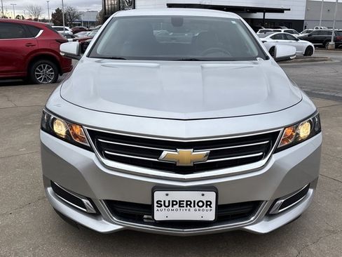 Used 2016 Chevrolet Impala LT w/ Convenience Package image 11