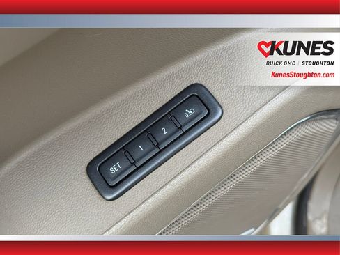 Used 2015 Chevrolet Suburban LTZ AWD/4WD image 47