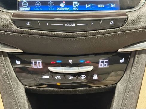 Used 2017 Cadillac XT5 Luxury w/ Driver Awareness Package FWD image 14