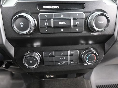 Used 2019 Ford F150 XLT w/ XTR Package image 37