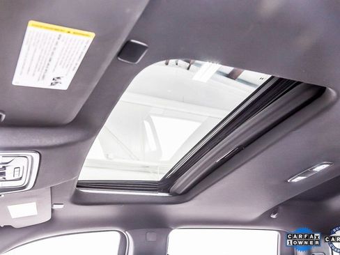 Used 2024 GMC Sierra 1500 AT4 w/ Technology Package image 16